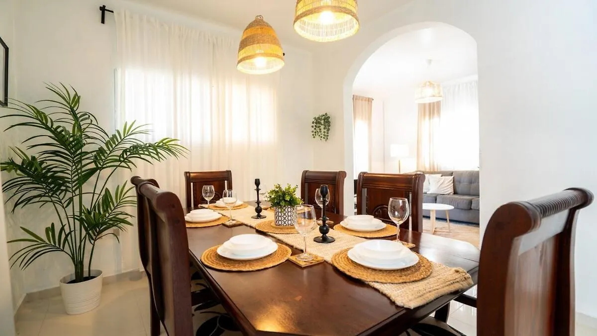 Ketsys Home Near Santo Cerro 콘셉시온 데 라 베가 펜션